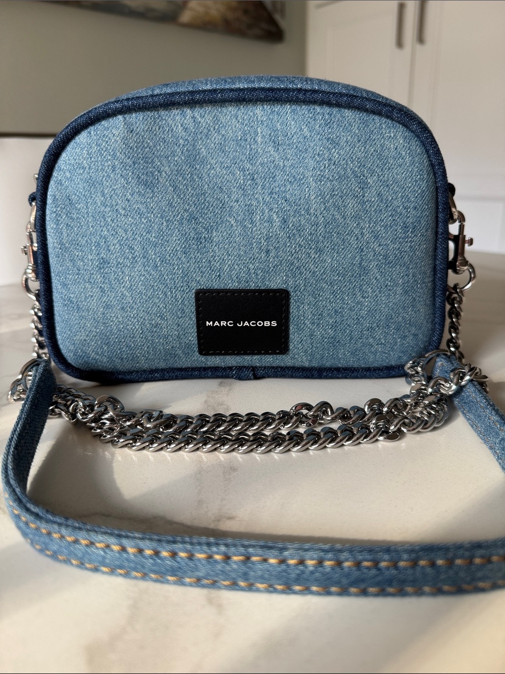 Marc Jacobs Two Tone Denim Turnlock Camera Bag - Picture 7 of 10